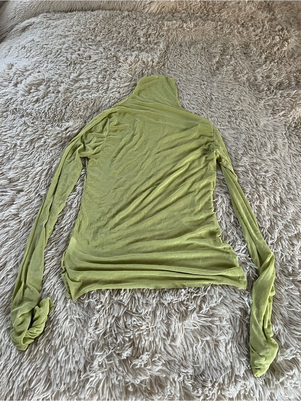 Lightweight Olive Green Long-Sleeve  Women’s Top
